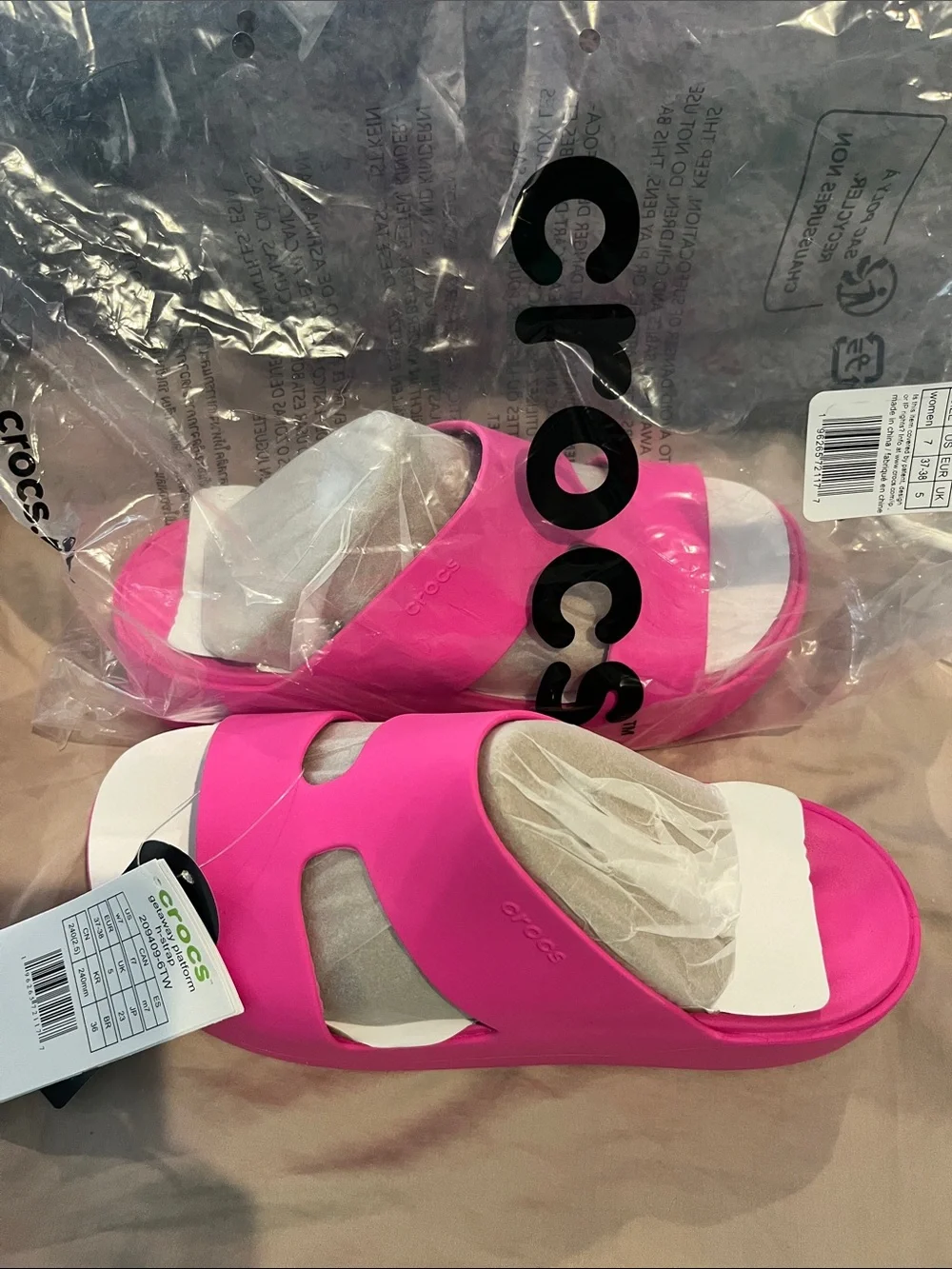CROCS Women's Bright Pink Slide Sandals size 7